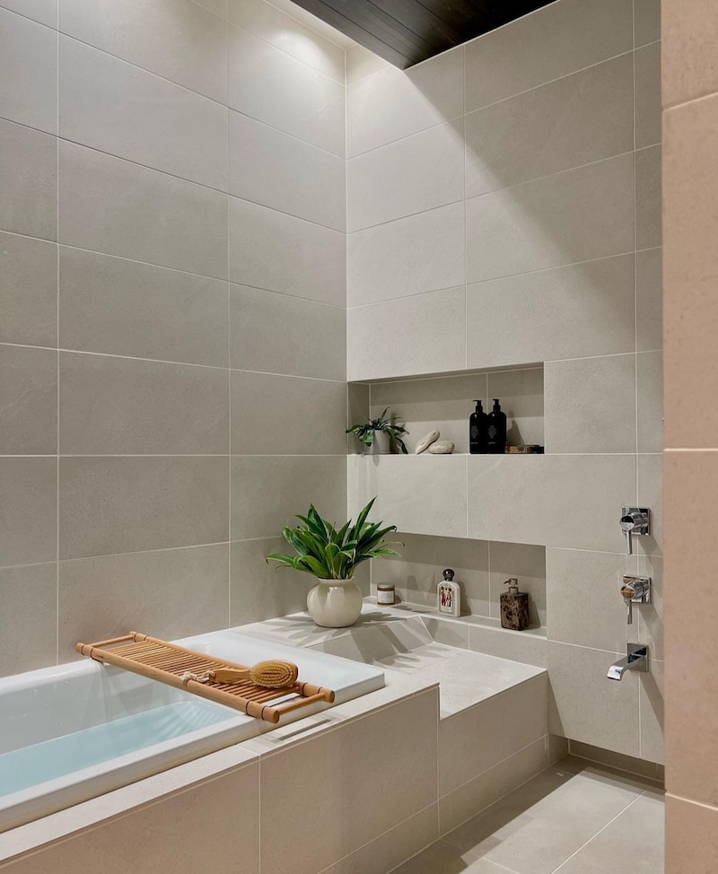 japandi master bathroom