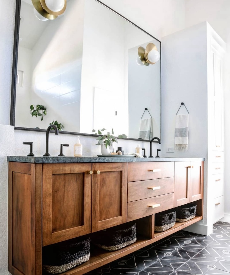 mid century modern bathroom decor