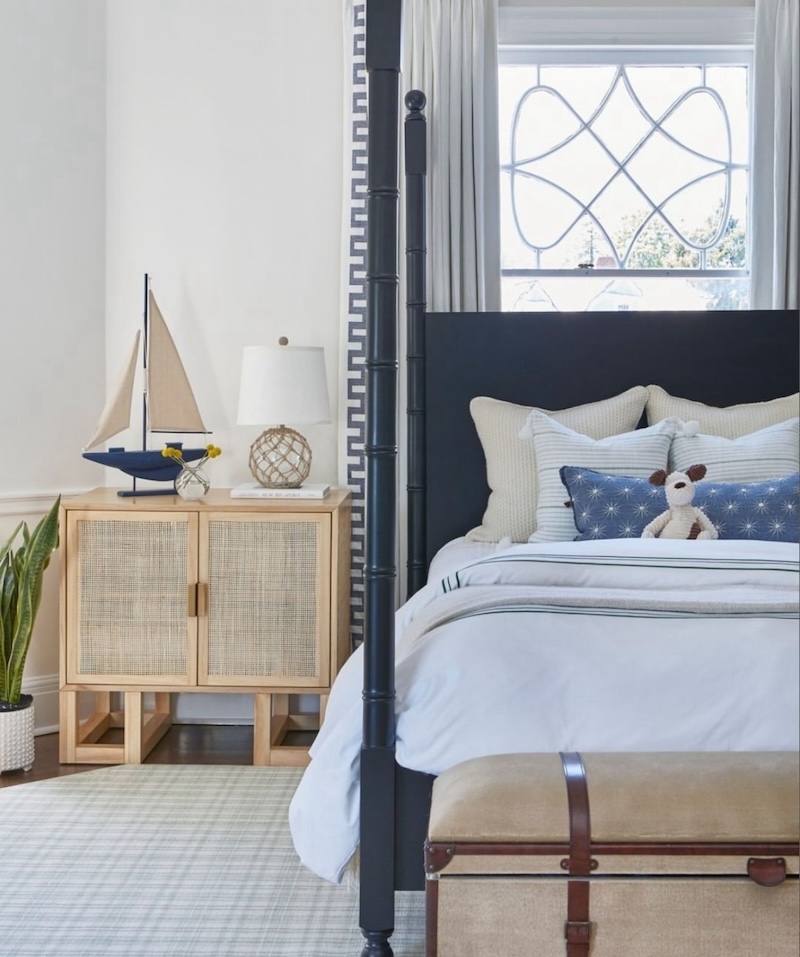 Beachy Bliss 33+ Coastal Cottage Bedroom Ideas For Ultimate Relaxation