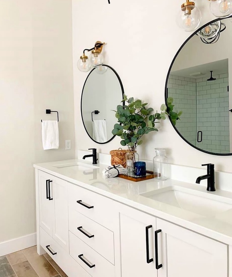 scandinavian bathroom small